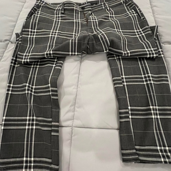 Pull and Bear plaid pants - Picture 1 of 2